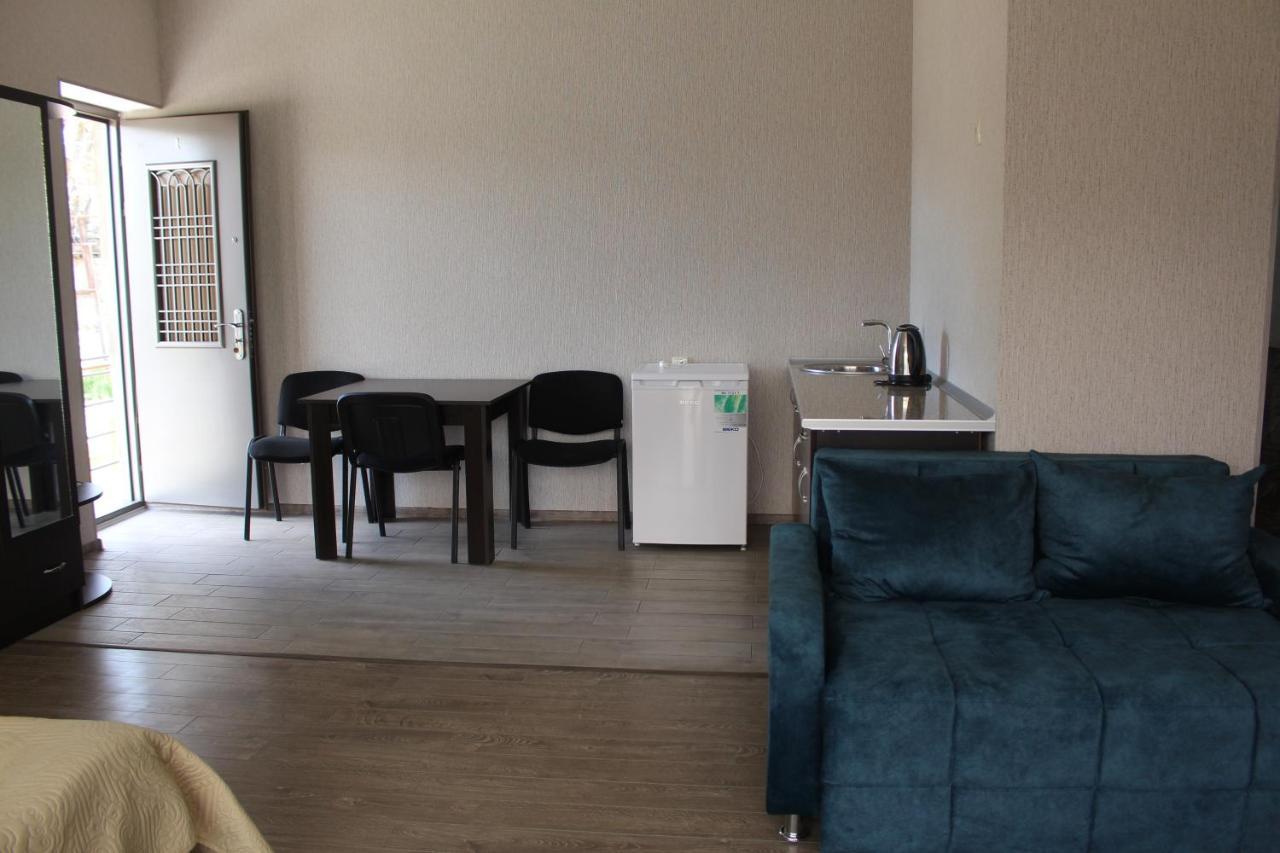Hotel Rabati アハルツィヘ エクステリア 写真
